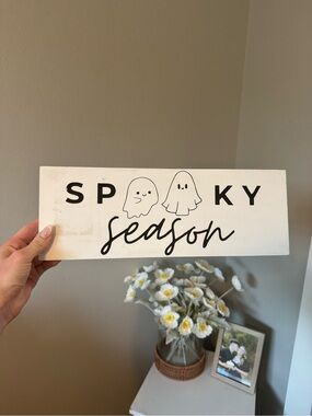 White "Spooky Season" Ghost Wall Sign - Home Wall Decor